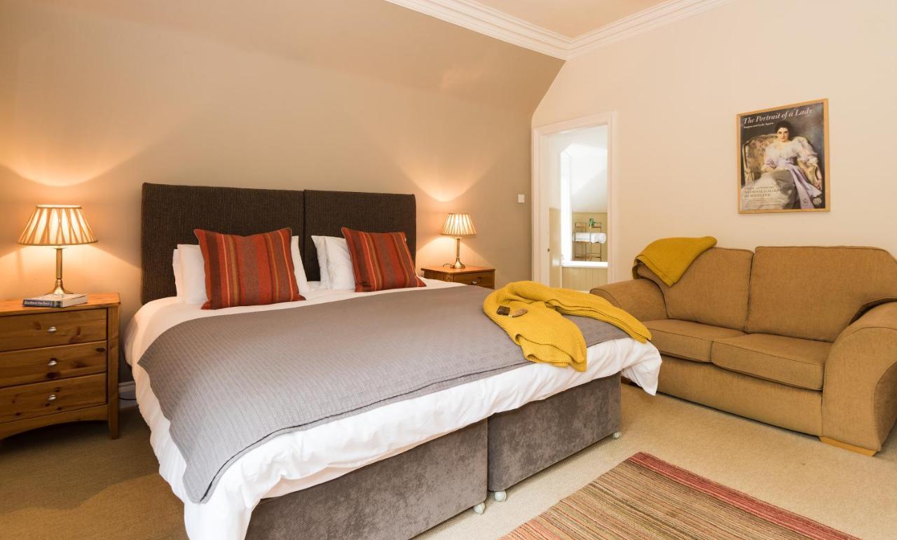 Coig Na Shee Guest House Нютънмор Екстериор снимка