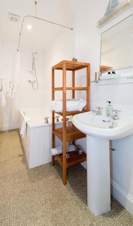 Coig Na Shee Guest House Нютънмор Екстериор снимка